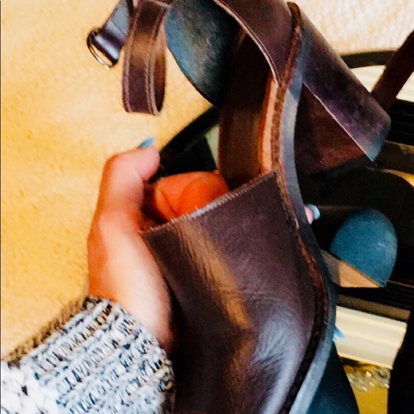 Heels 👠 - Picture 5 of 5